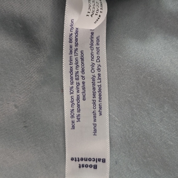 Cacique Pink and Purple Lace Underwire Bra - Picture 10 of 11